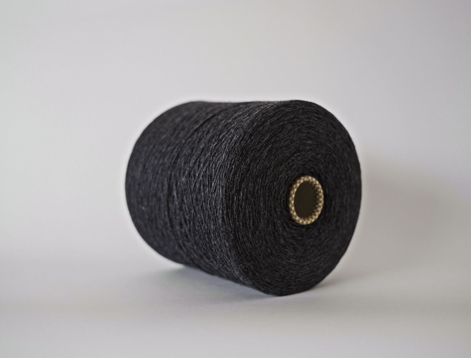 Cariaggi Bliss - 70% Cashmere, 30% Alpaca - Antique Silver thumbnail