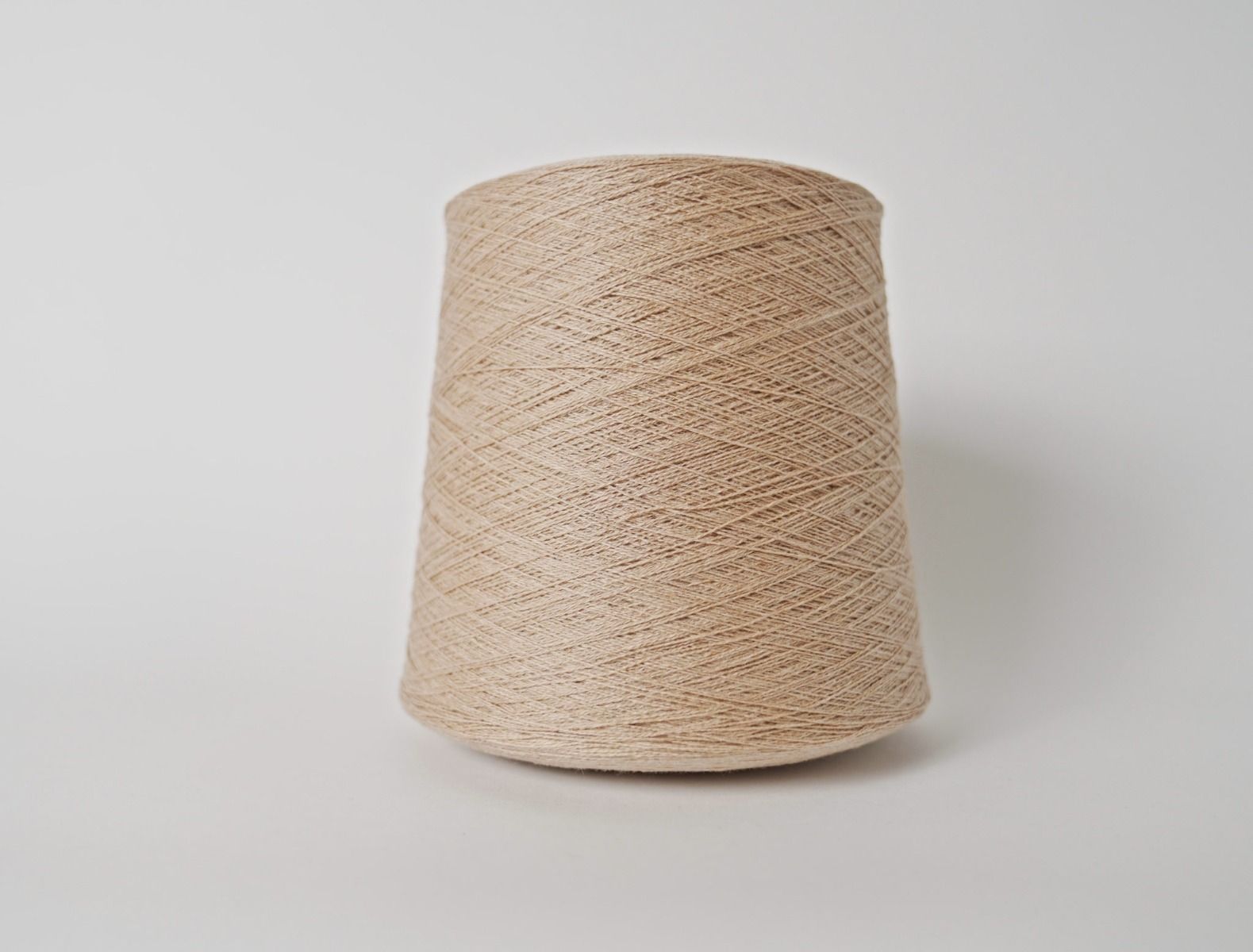 Cariaggi Cashmere 2/28 x 2 - Cameo - 50g Cake thumbnail