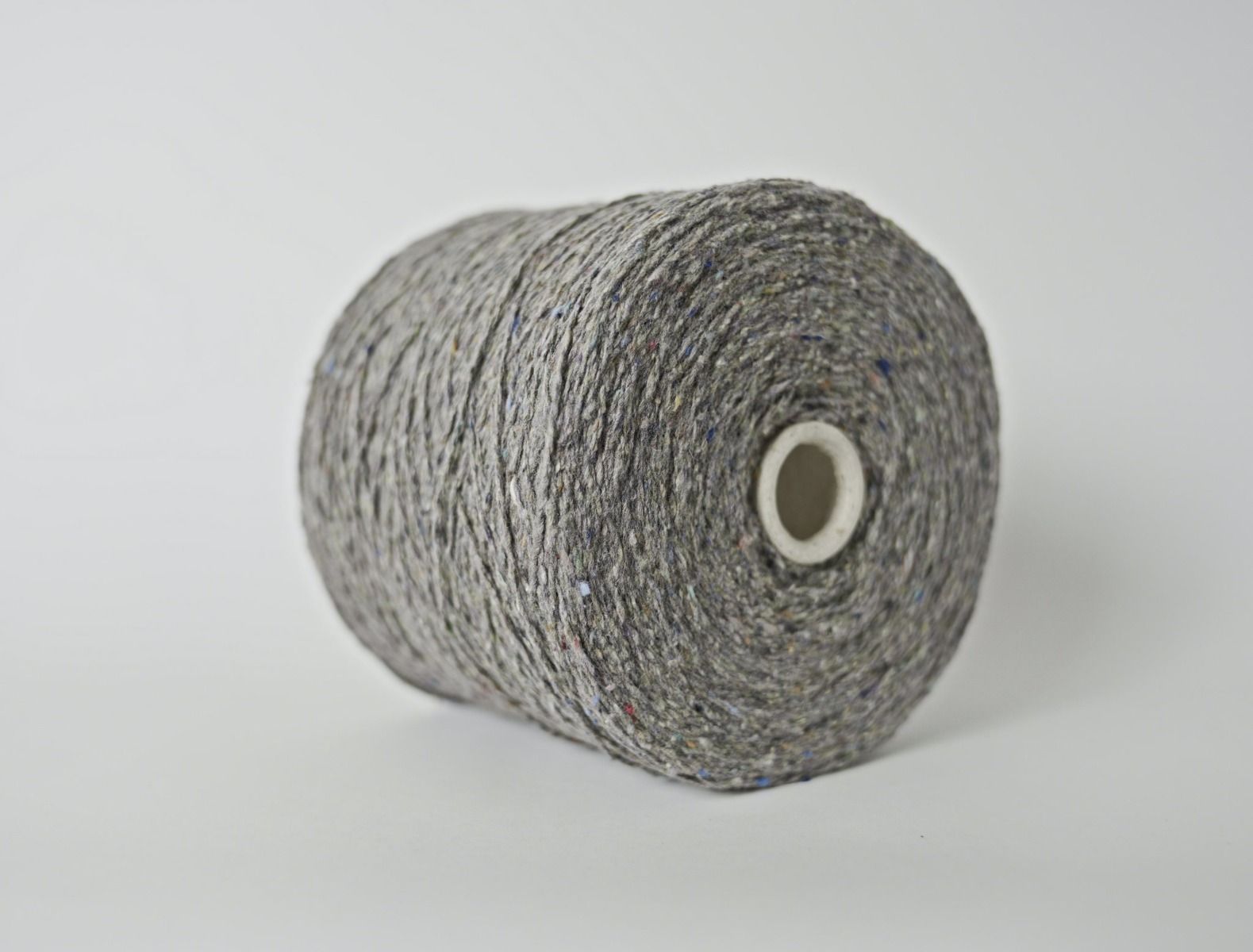 The Royal Collection Tweed - Grey - 50g thumbnail