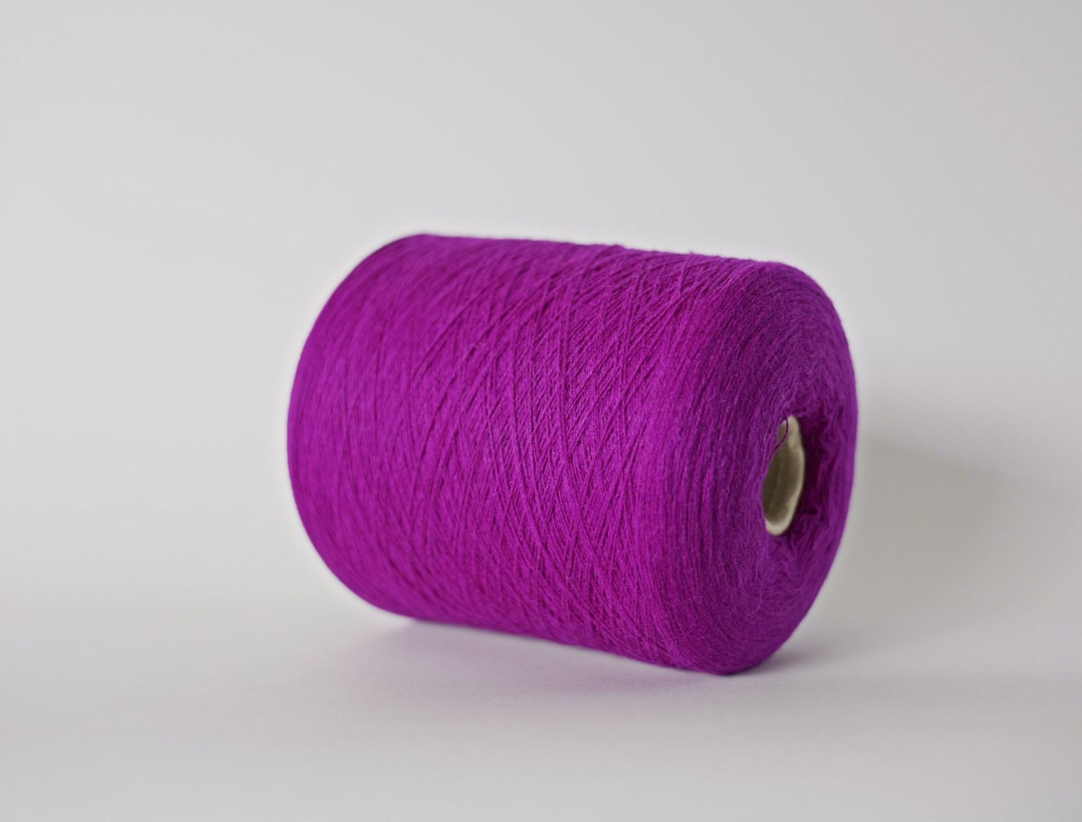 Cariaggi Cashmere 2/28 - Cyclamen thumbnail