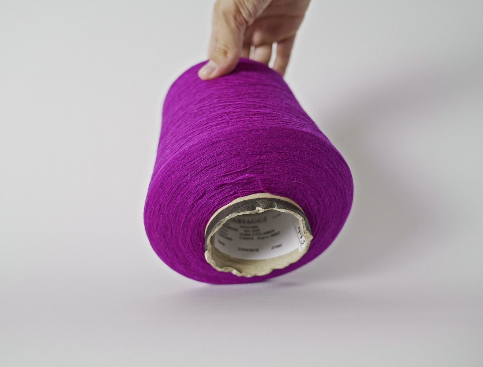 Cariaggi Cashmere 2/28 - Cyclamen thumbnail
